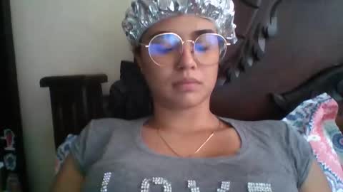 triana_bell online show from January 10, 2026, 5:58 pm