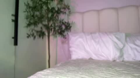 Snapshot of triana_ortega chatting on April 3, 2026, 6:28 pm Triana online show from April 3, 2026, 6:28 pm