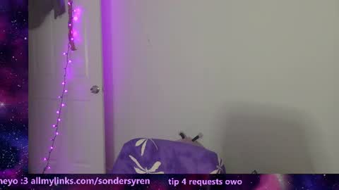 Snapshot of tricky_nymph chatting on July 18, 2026, 2:05 am Cassie online show from July 18, 2026, 2:05 am