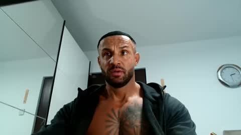 tridentmuscles online show from January 8, 2026, 12:40 pm