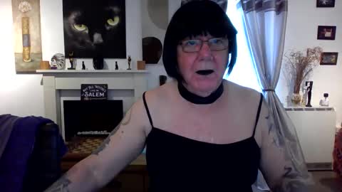 trinity1011 online show from May 28, 2026, 5:49 am