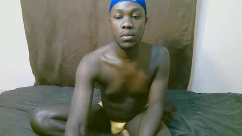 Snapshot of trisbaby3 chatting on October 28, 2025, 5:59 pm Tris6 online show from October 28, 2025, 5:59 pm