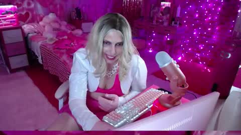 Snapshot of trista_doll chatting on March 3, 2025, 12:04 am trista_doll online show from March 3, 2025, 12:04 am