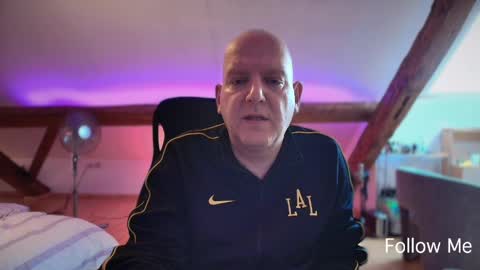 Triton online show from April 30, 2026, 6:42 am