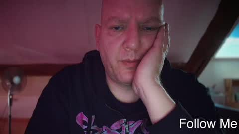 Triton online show from May 17, 2026, 3:52 pm