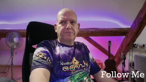 Triton online show from May 18, 2026, 4:07 am