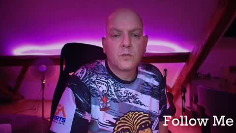 Triton online show from May 24, 2026, 12:26 am