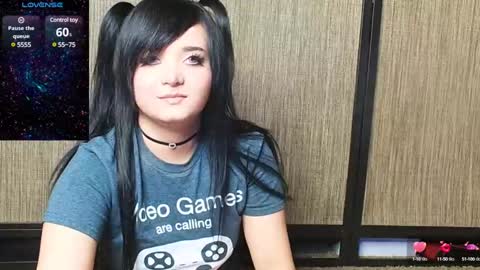 trixiedoescamcam online show from January 11, 2025, 1:27 am