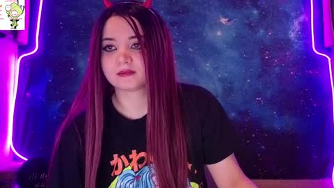 trixiedoescamcam online show from May 5, 2026, 4:37 pm