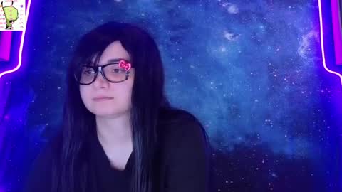 trixiedoescamcam online show from May 6, 2026, 4:12 pm