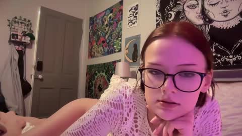 Snapshot of trixilee24 chatting on February 13, 2025, 3:50 am Trixi online show from February 13, 2025, 3:50 am