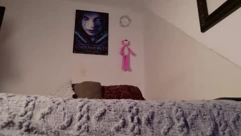 Snapshot of trixx_01 chatting on December 15, 2024, 6:07 am trixx_01 online show from December 15, 2024, 6:07 am