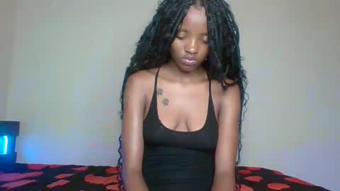 TRIXXI online show from December 10, 2024, 10:58 pm