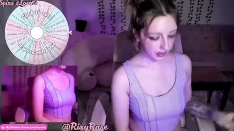Snapshot of trixyrose chatting on July 21, 2026, 5:43 am RixyRose online show from July 21, 2026, 5:43 am