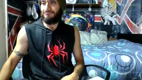 Snapshot of trizquelmen chatting on August 5, 2026, 12:35 am Andrew online show from August 5, 2026, 12:35 am
