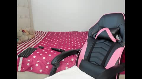 Snapshot of trizzytariaa chatting on January 20, 2025, 3:48 am Taria online show from January 20, 2025, 3:48 am