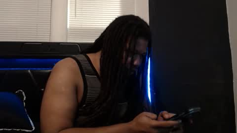 Snapshot of trmdstrong chatting on October 15, 2025, 3:28 am Trmdstrong online show from October 15, 2025, 3:28 am