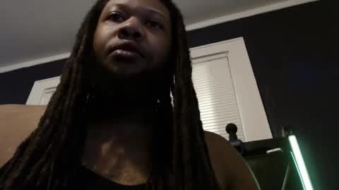 Snapshot of trmdstrong chatting on October 24, 2025, 7:16 am Trmdstrong online show from October 24, 2025, 7:16 am