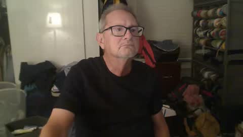 Snapshot of troffer1020 chatting on January 12, 2026, 11:54 pm Troffer online show from January 12, 2026, 11:54 pm