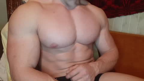 Snapshot of troncq chatting on January 28, 2025, 11:28 am Troncq online show from January 28, 2025, 11:28 am