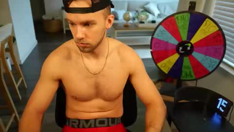 Snapshot of troy_greenxo chatting on May 17, 2026, 9:22 pm Troy Green online show from May 17, 2026, 9:22 pm