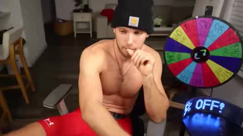 Snapshot of troy_greenxo chatting on May 20, 2026, 2:40 am Troy Green online show from May 20, 2026, 2:40 am