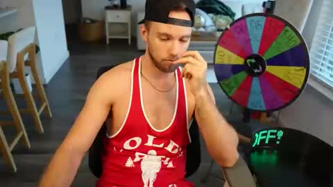 Snapshot of troy_greenxo chatting on May 21, 2026, 9:55 pm Troy Green online show from May 21, 2026, 9:55 pm