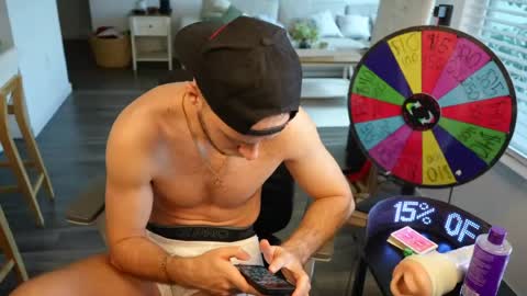 Snapshot of troy_greenxo chatting on June 23, 2026, 9:35 pm Troy Green online show from June 23, 2026, 9:35 pm