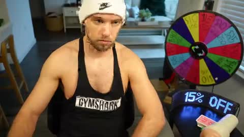 Snapshot of troy_greenxo chatting on June 24, 2026, 9:25 pm Troy Green online show from June 24, 2026, 9:25 pm