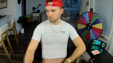Snapshot of troy_greenxo chatting on July 14, 2026, 9:20 pm Troy Green online show from July 14, 2026, 9:20 pm