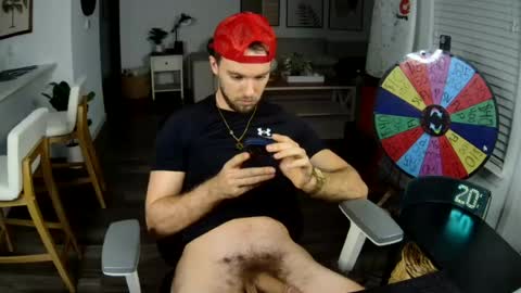 Snapshot of troy_greenxo chatting on July 19, 2026, 3:10 am Troy Green online show from July 19, 2026, 3:10 am
