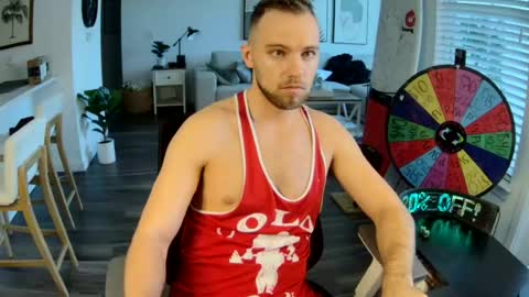 Snapshot of troy_greenxo chatting on July 25, 2026, 10:18 pm Troy Green online show from July 25, 2026, 10:18 pm