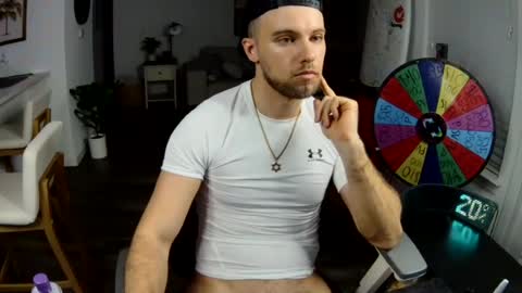Snapshot of troy_greenxo chatting on August 1, 2026, 3:50 am Troy Green online show from August 1, 2026, 3:50 am