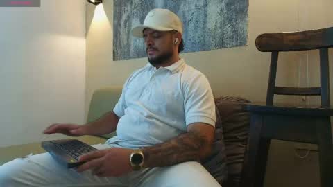 Troy online show from May 2, 2026, 1:54 am
