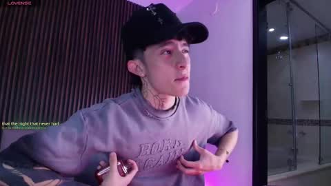 Snapshot of troy_rouge chatting on November 15, 2025, 7:10 pm Troy online show from November 15, 2025, 7:10 pm