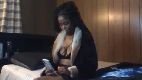 Snapshot of trublu2018 chatting on February 14, 2026, 1:02 am trublu2018 online show from February 14, 2026, 1:02 am