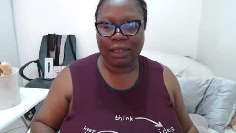 TrueBella30 online show from March 8, 2025, 9:50 am