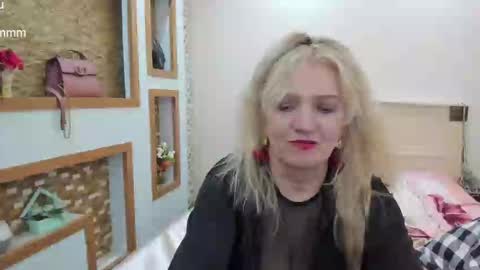 Snapshot of truefoxyyy chatting on March 9, 2025, 11:14 am Fox online show from March 9, 2025, 11:14 am