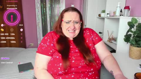 Snapshot of truly_goddess chatting on February 5, 2025, 1:22 pm Adelle online show from February 5, 2025, 1:22 pm