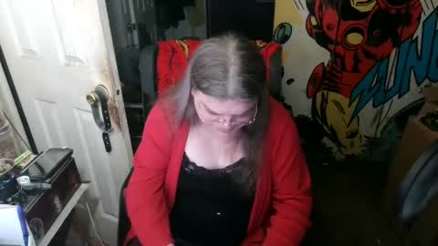 Snapshot of ts_anne chatting on November 10, 2025, 11:42 am Anne online show from November 10, 2025, 11:42 am