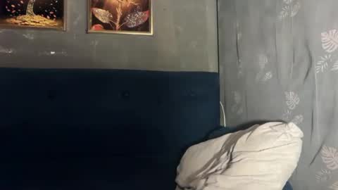Lexi Fox online show from May 8, 2026, 5:24 am