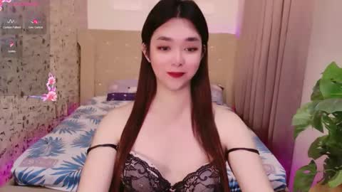 ts_yoshi_ online show from November 6, 2025, 12:33 am