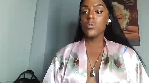 Amber White online show from December 30, 2024, 11:48 am