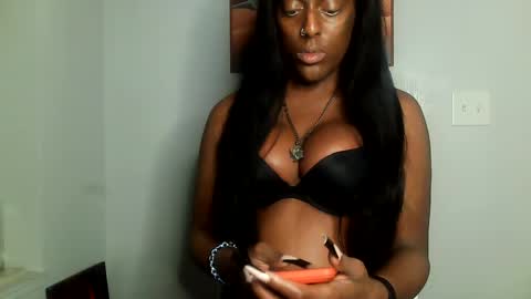 Amber White online show from January 21, 2025, 5:05 am