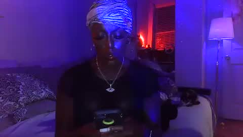 Amber White online show from September 19, 2025, 3:30 am