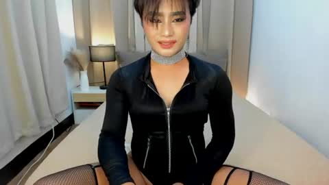 Snapshot of tsbigcock_ chatting on June 18, 2026, 11:36 am YOUR MISTRESS online show from June 18, 2026, 11:36 am