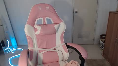 tsgilian_exoticbeauty online show from December 3, 2024, 6:15 am