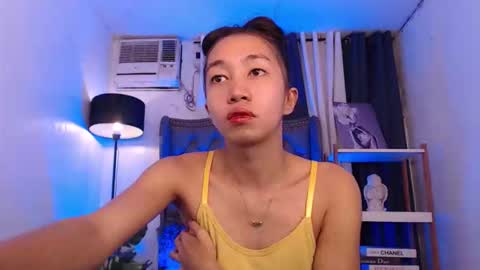 tskitty_girl online show from February 12, 2026, 7:09 pm