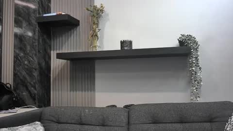 Lexi Longg online show from June 3, 2026, 2:33 pm