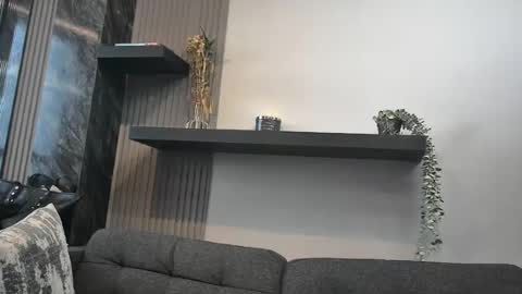 Lexi Longg online show from July 28, 2026, 2:18 am